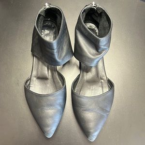 Black Leather ankle capped flats size 8.5